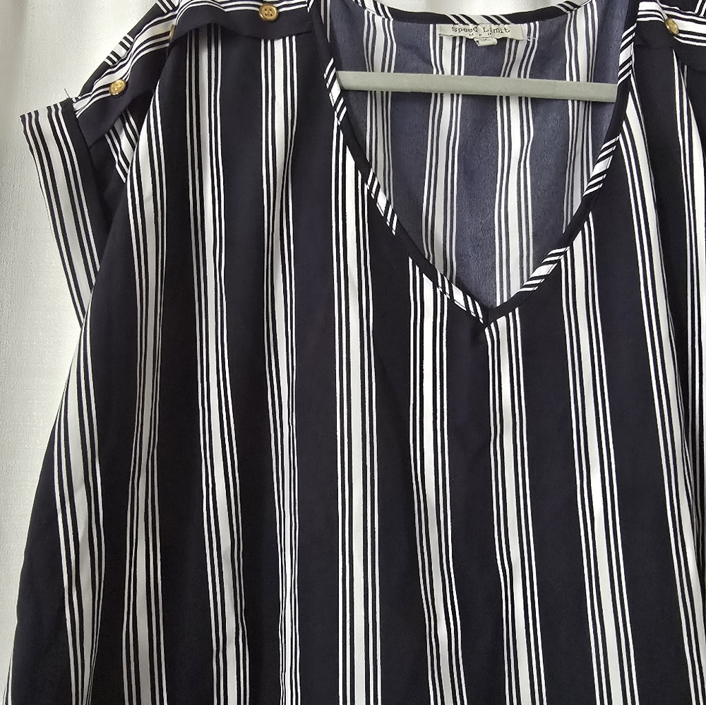 Speed Limit Navy and White Striped Women's Blouse Size 3X - Picture 2 of 5